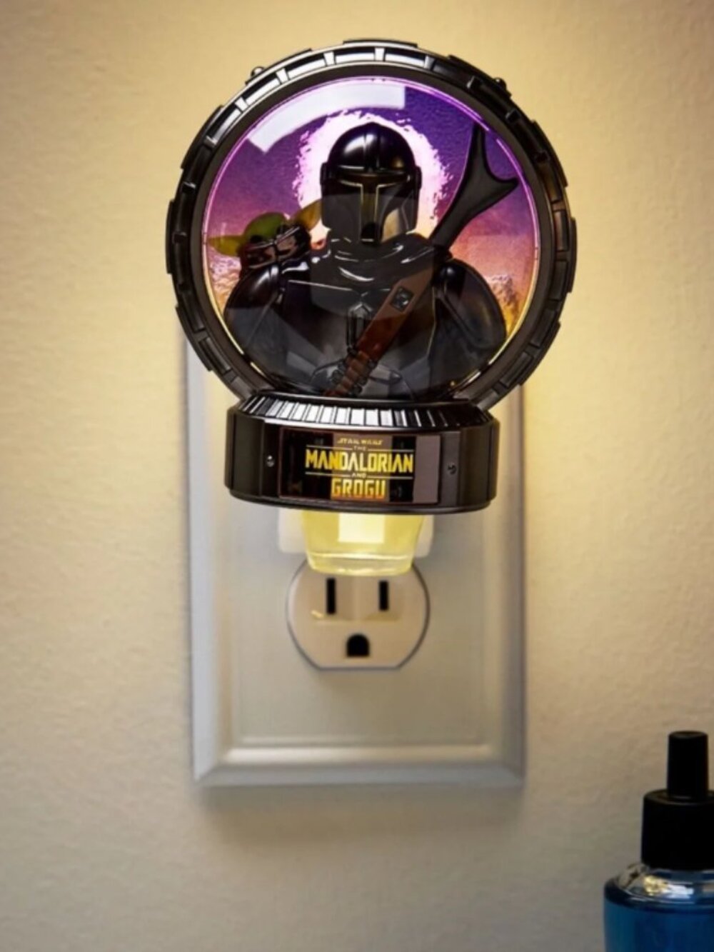 Disney Star Wars Mandalorian Grogu Scent Control Nightlight Bath & Body Works